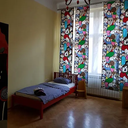 Ungureanu 17 Apartment *